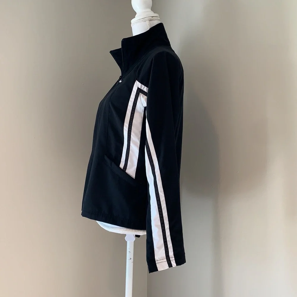 NIKE | Y2K Lightweight Track Warm-up Jacket | Black & White | Small